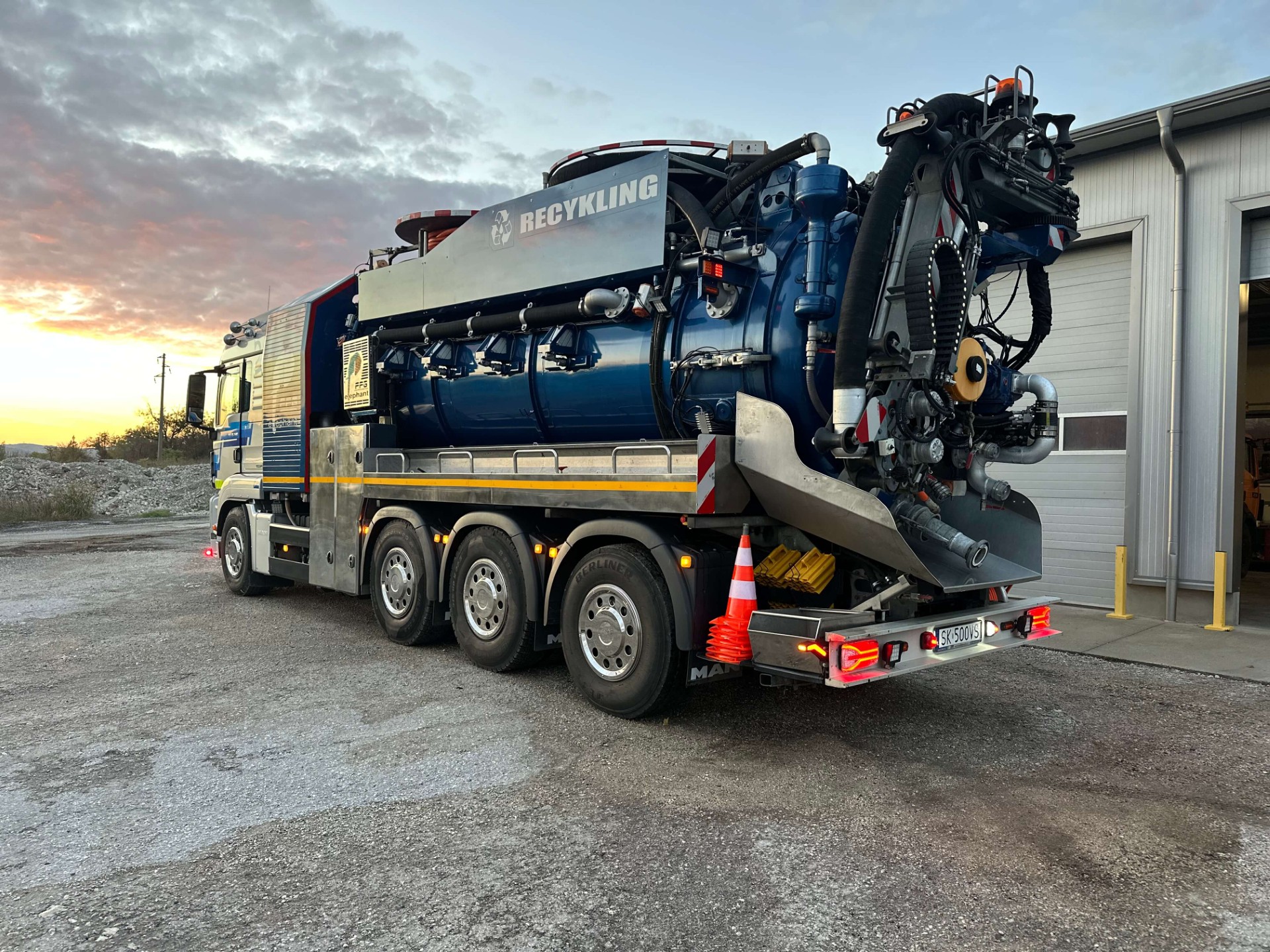 Отпушване на канали Велико Търново